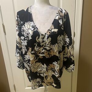 White House Black Market Floral V-Neck Blouse - Black and Tan